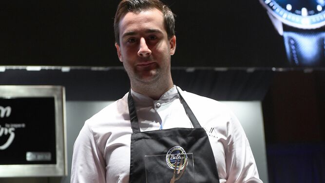 El chef de Málaga Fernando Alcalá, el miércoles, con su premio.