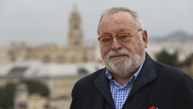 Fernando Savater (San Sebastián, 1947), en la terraza del hotel en el que trancurrió la entrevista.
