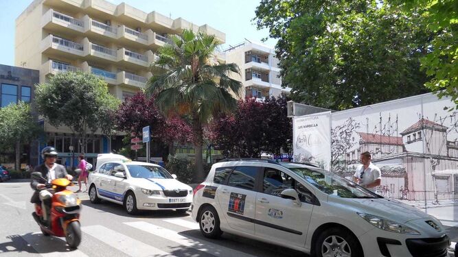 Taxis en una parada de Marbella.