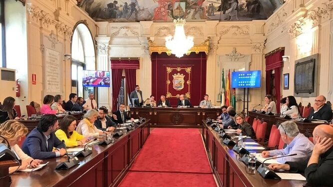 Pleno de aprobación de los presupuestos de Málaga de 2018.