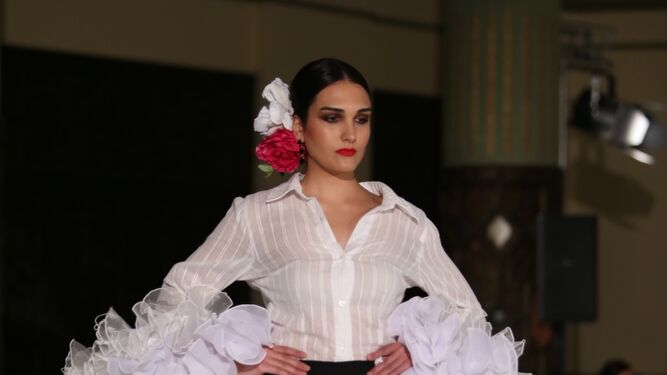 Dise&ntilde;o de Victoria Garc&iacute;a en Viva by We Love Flamenco 2019.&nbsp;Fotograf&iacute;a de Bel&eacute;n Vargas.

