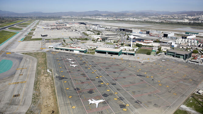 Vista aérea del aeropuerto de Málaga.