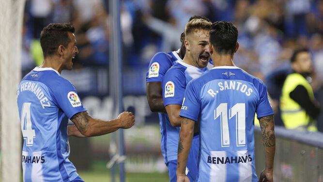 Ontiveros celebra su gol al Oviedo.