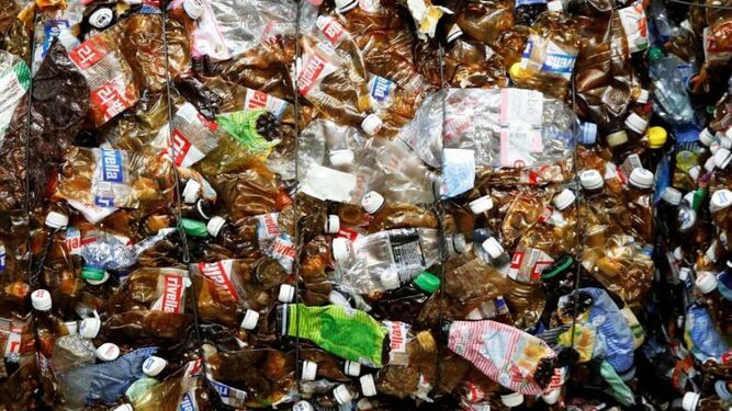 Los podios de Tokio 2020 serán de plástico reciclado