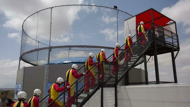 Las fotos del simulador de paracaidismo al aire libre en Campillos