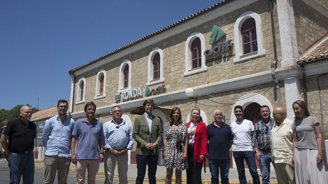 Alcaldes, diputados y ediles de la comarca de Ronda del PP.