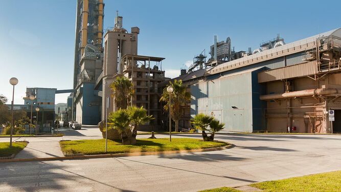 La fábrica de cemento de La Araña.