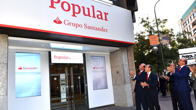 Las oficinas de Andalucía cierran la integración de Banco Popular en Santander.