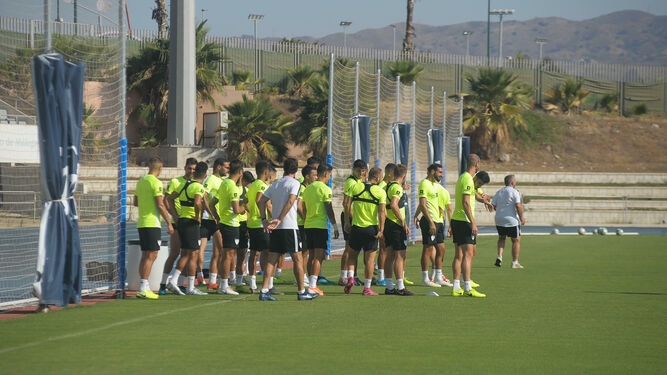 Las fotos del pen&uacute;ltimo entrenamiento del M&aacute;laga CF antes de jugar en Girona