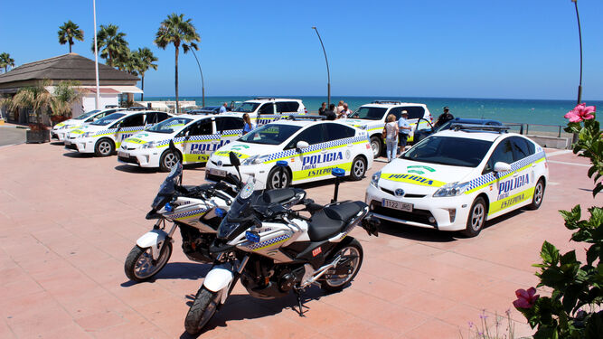 Vehículos de la Policía Local de Estepona.