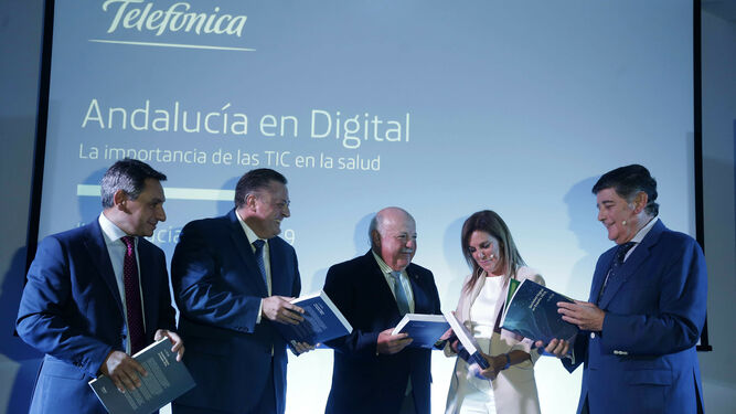 Antonio Bengoa, Jerónimo Vílchez, Jesús Aguirre, María Galera y Manuel Pérez, en el evento de Telefónica.