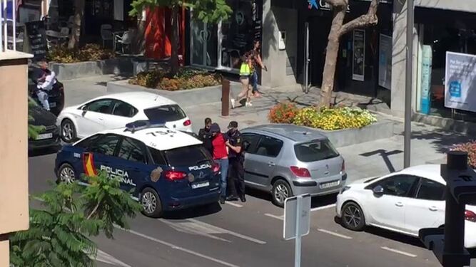 Detienen a dos hombres que intentaban atracar un banco en Estepona.