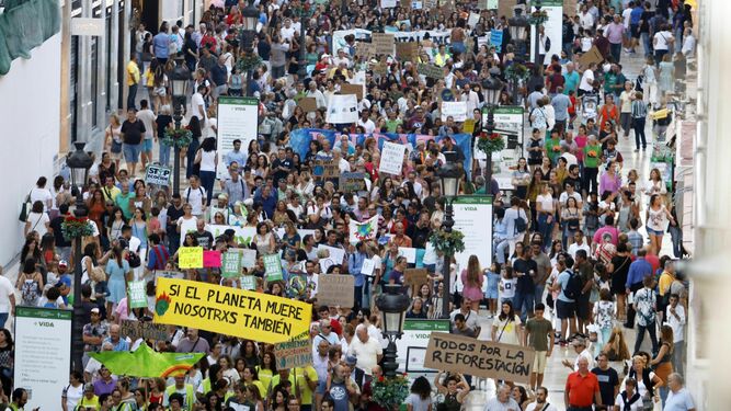 Manifestación en Málaga contra el cambio climático. Huelga Mundial por el Clima.
