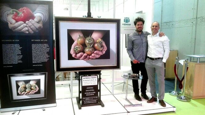 Los hermanos Javier y Trino Tortosa, durante la exposición que lucieron en Infoagro Exhibition, el pasado mes de mayo.