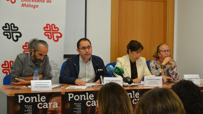 Alejandro Cortina, Francisco José Sánchez, Gemma del Corral y Estefanía Gil.