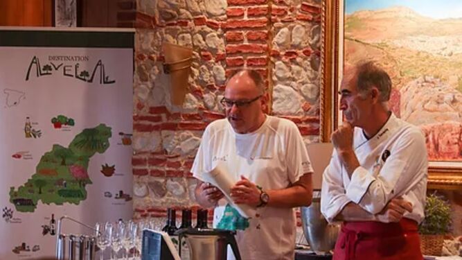 Dietmar Roth, coordinador del proyecto Destination AlVelAl, presentó el taller con el chef José Torrente.