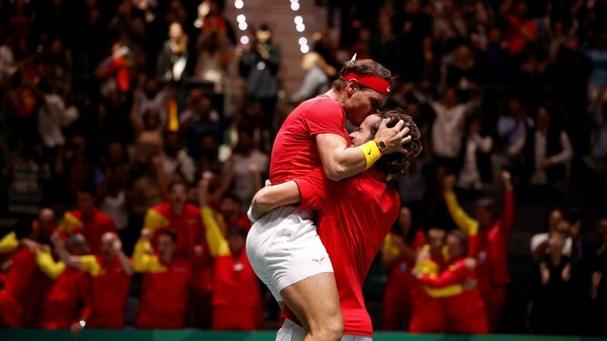 Rafa Nadal y Feliciano López celebran su triunfo.