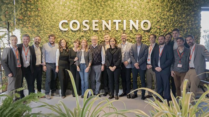 Grupo Cosentino organiza un 'Microsoft Day' en su sede central.