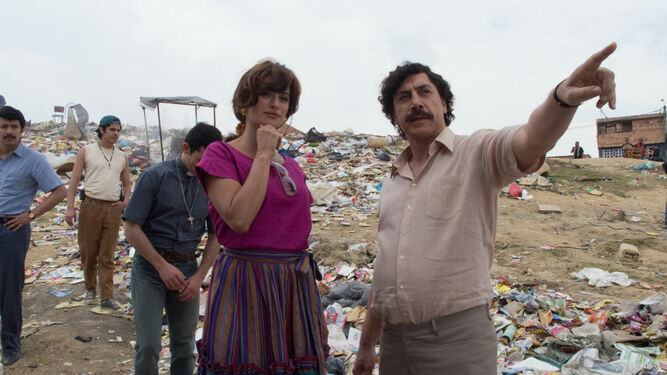 Javier Bardem como Pablo Escobar en la película del narco, con su esposa Penélope Cruz