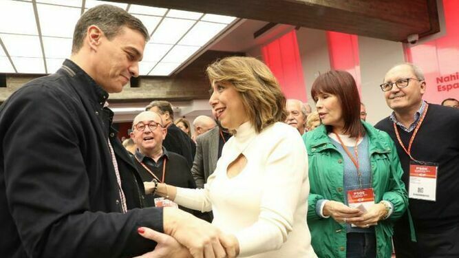 Susana Díaz con Pedro Sánchez en una foto que Díaz subió a redes sociales