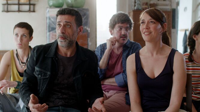 Una imagen de 'Asamblea', el filme de Álex Montoya estrenado en Filmin.