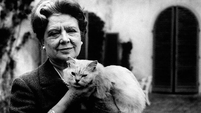 La escritora italiana Anna Banti, pseudónimo de Lucia Lopresti (Florencia, 1895-1985)
