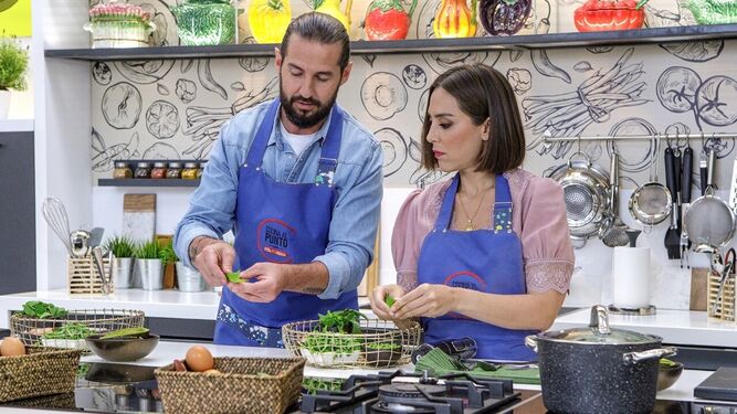Tamara Falcó y Javier Peña en 'Cocina al punto'