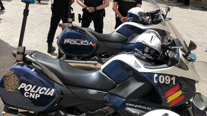 Agentes de Policía Nacional en Málaga.