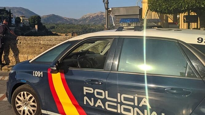 Vehículo de la Policía Nacional de Ronda.