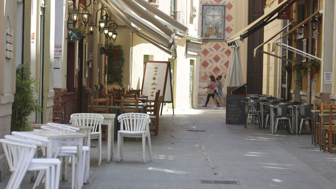 Terrazas de varios negocios de hostelería del Centro de Málaga.
