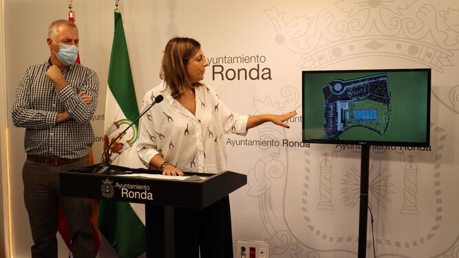 Presentación del proyecto en el Ayuntamiento de Ronda.