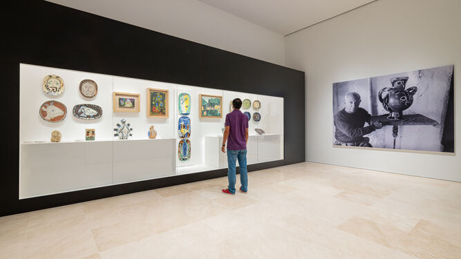 La sala con las cerámicas del Museo Picasso Málaga.