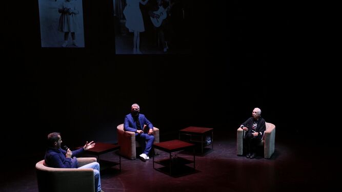 Encuentro celebrado este miércoles en el Teatro Echegaray con Daniel Abreu, Norberto Rizzo y Cristina Hoyos.