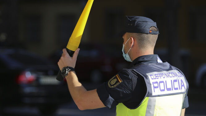 Un agente de la Policía Nacional de Málaga.