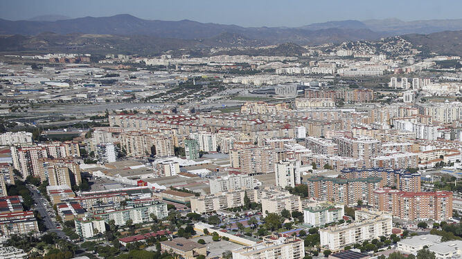 Vista aérea de la zona industrial de Los Guindos.