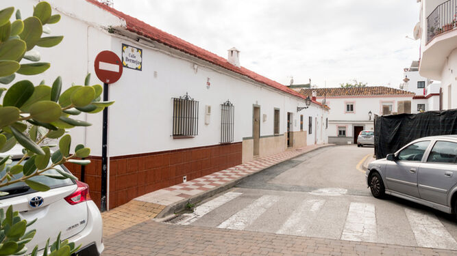 Vista de la calle Bermeja, en Estepona.