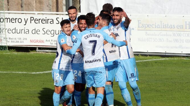 El Málaga celebra el gol de Orlando Sá.