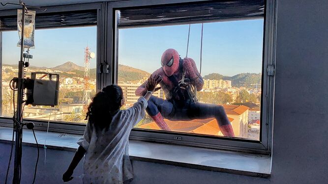 Fotos de Spiderman en el Hospital Materno de M&aacute;laga