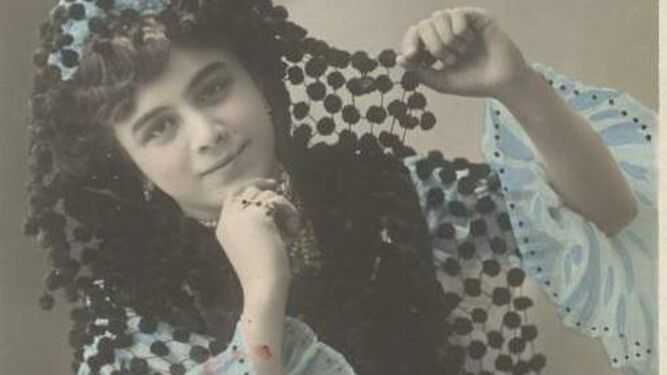 Amalia Molina (1885-1956) en una postal de principios del siglo XX.