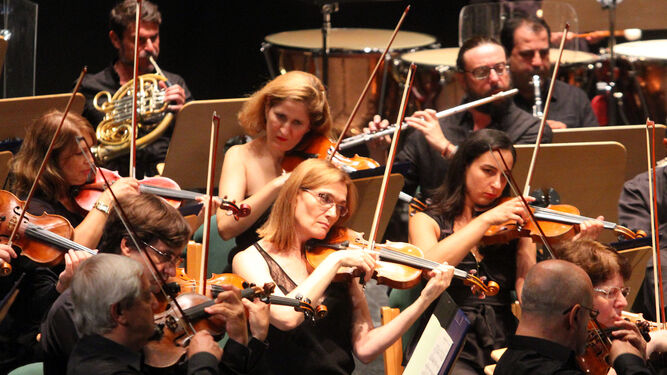 La Sinfónica de Sevilla durante una gira de conciertos en la provincia de Huelva.