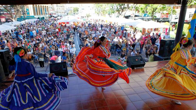 Vista de un evento multicultural en Torremolinos.