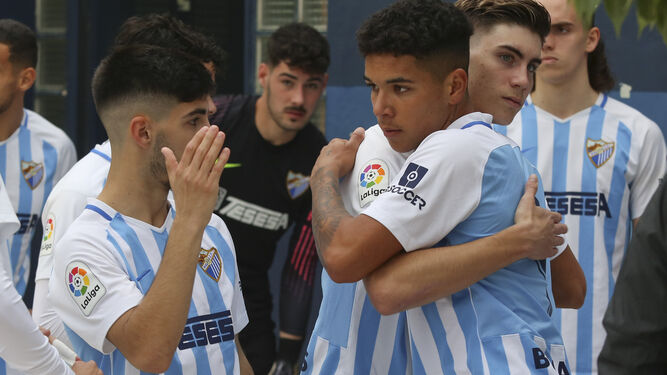 El Málaga juvenil, antes de un partido.
