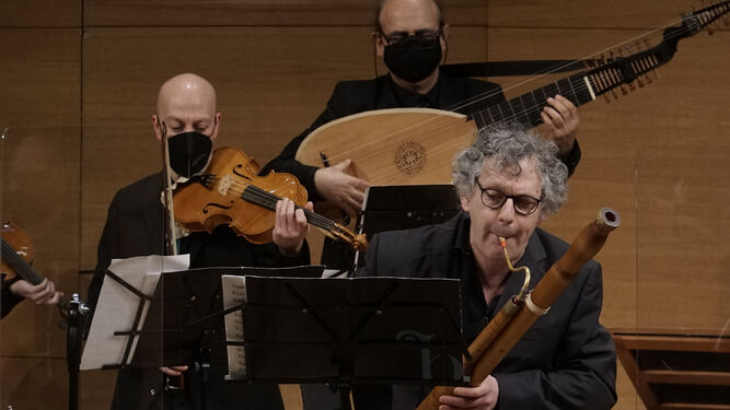Sergio Azzolini, fagot barroco y dirección, con la OBS.