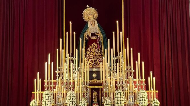 Altar para el triduo de Nuestra Señora Mediadora de la Salvación.