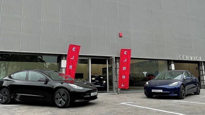 El nuevo concesionario de Tesla en Sevilla.