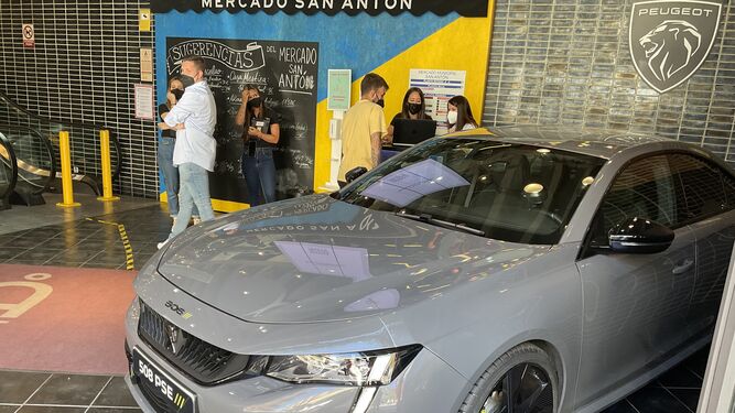 Peugeot llegará al centro Málaga y Sevilla con su electrificado roadshow