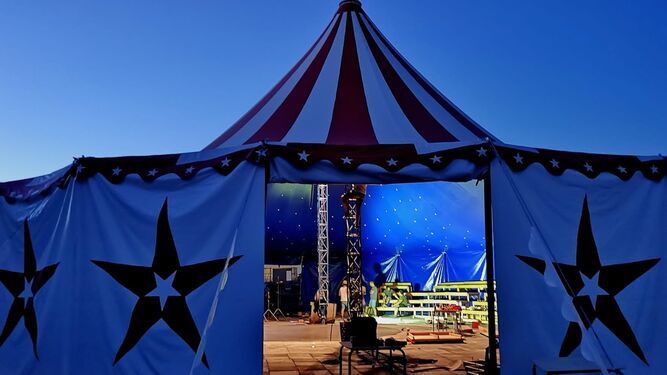 La nueva Carpa de las Estrellas abre sus puertas este viernes en Pizarra.