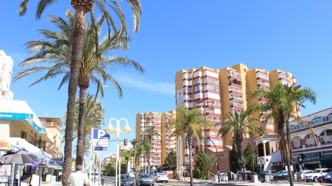 Vista de la avenida Antonio Machado de Benalmádena.
