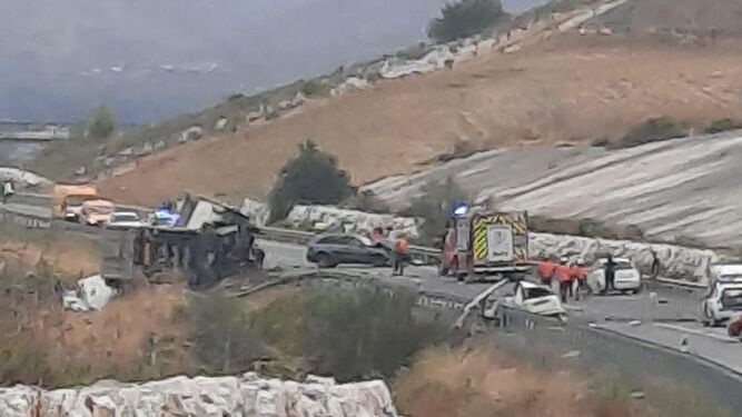 Imagen del accidente en la A-355 dirección Marbella