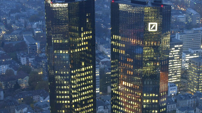 La torres gemelas de Deutsche  Bank en Frankfurt.